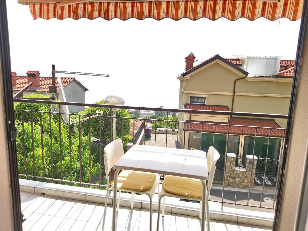 Charming Hill Apartment Opatija Exterior photo